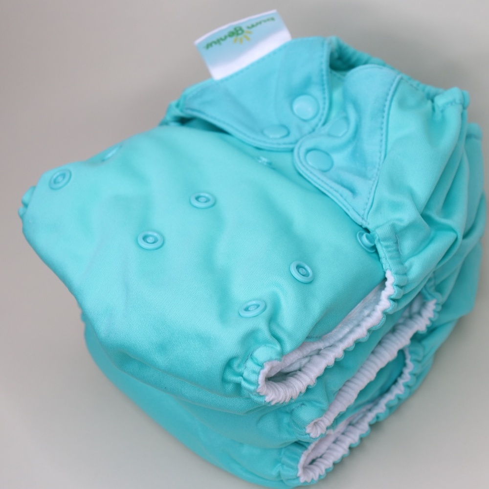 bumGenius freetime diapers in VGUC- 3